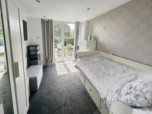 Photo 17- click for photo gallery